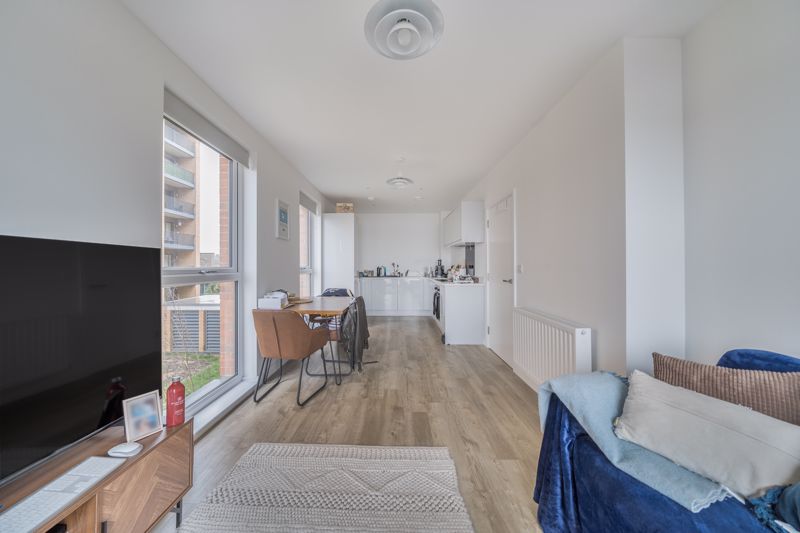 Kitchen/living- click for photo gallery